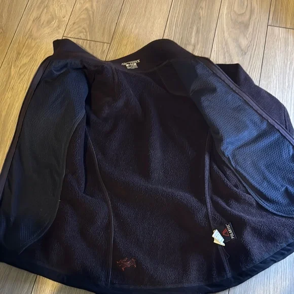 Arc’teryx Women’s Cardigan – Size XS – Full Zipper Fleece Jacket - Picture 8 of 9